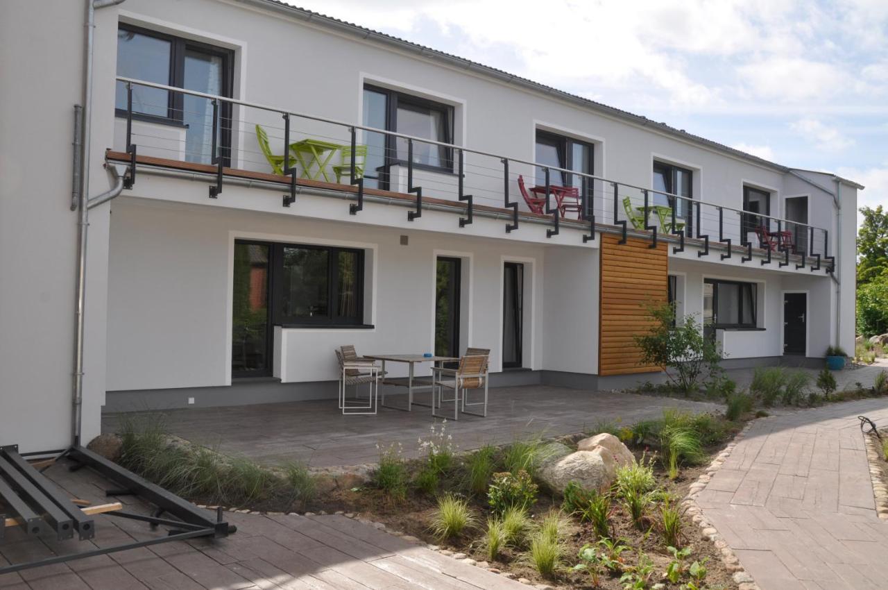 Hotel&Ferienunterkünfte Hus Seeblick Fehmarn Exterior foto